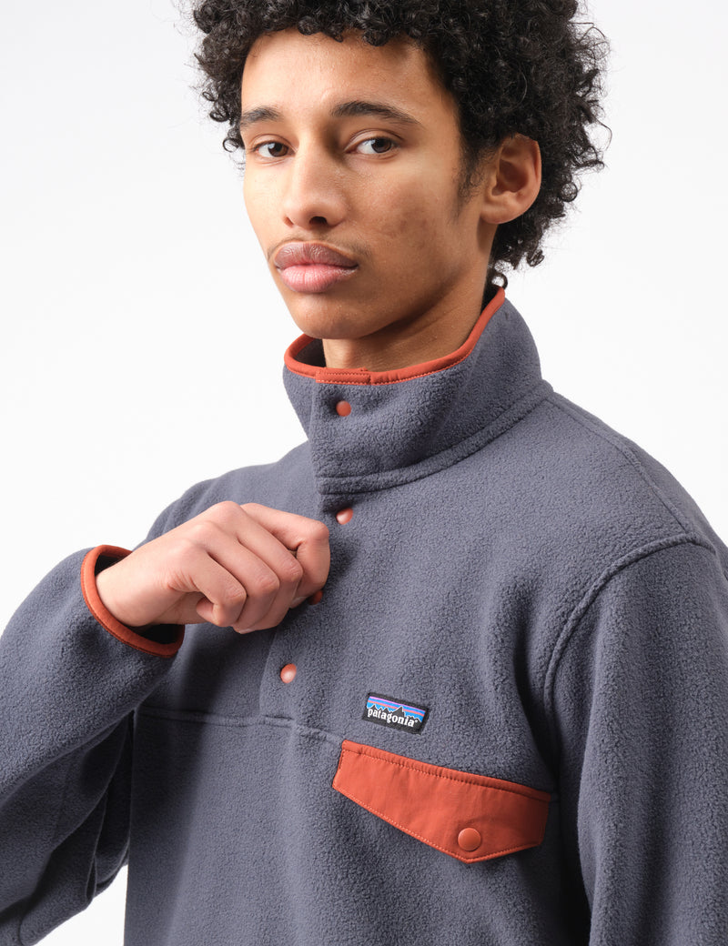 Patagonia red and blue pullover online