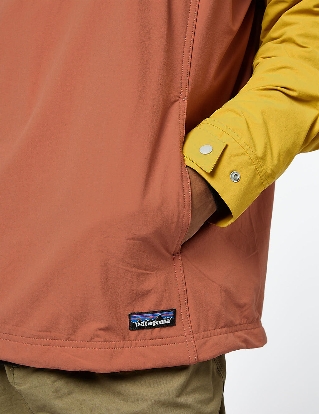 Patagonia Isthmus Anorak - Burl Red I Urban Excess. – URBAN EXCESS