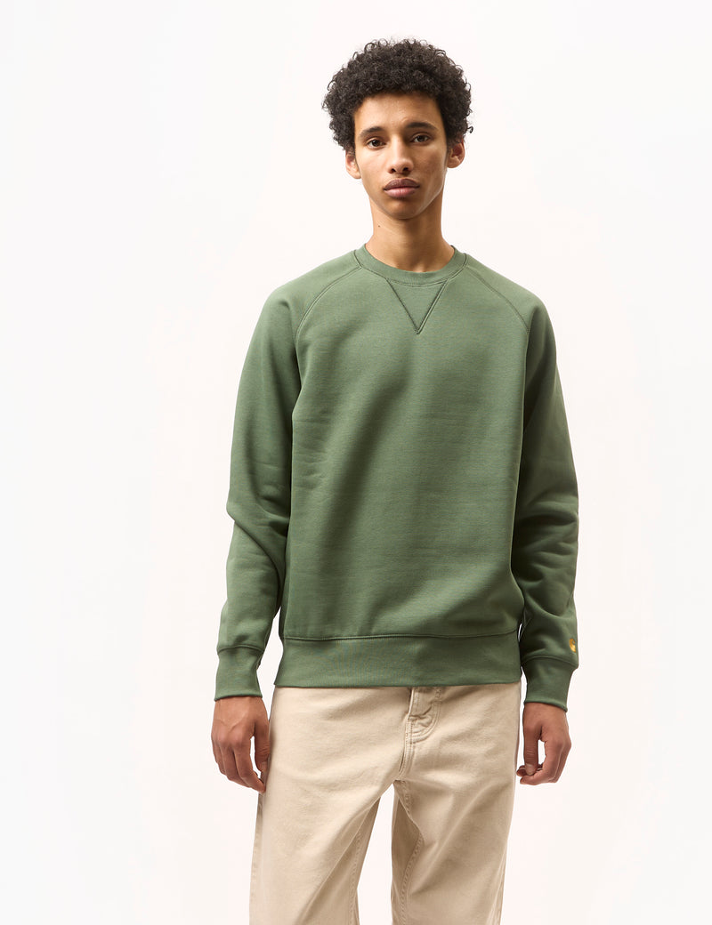 Carhartt WIP Chase Sweatshirt Duck Green Urban Excess. URBAN EXCESS