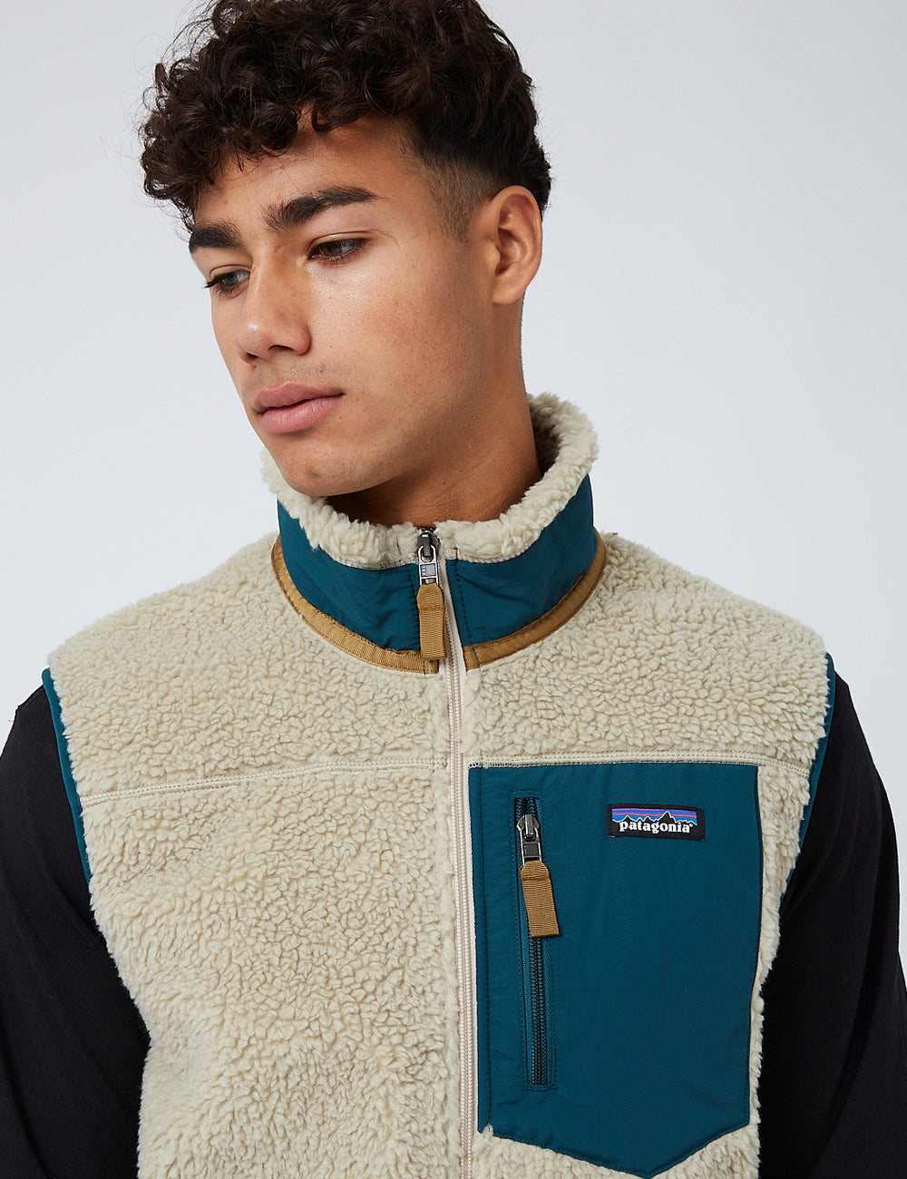 Patagonia Classic Retro-X Vest - Pelican Beige/Dark Borealis | UE. – URBAN  EXCESS