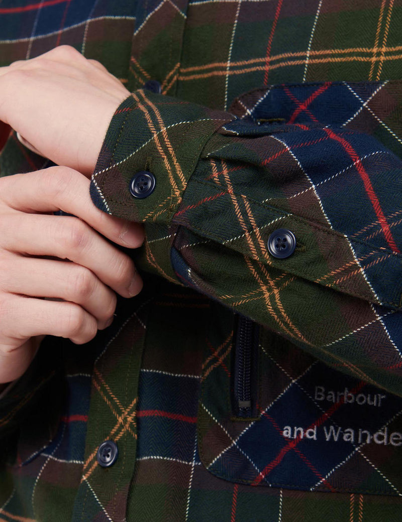 Barbour and wander タータン シャツ sizeS-